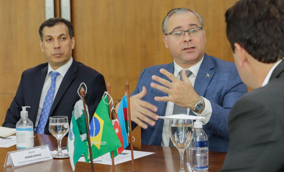Governador recebe embaixador do Azerbaijão e destaca potenciais produtivos do Paraná