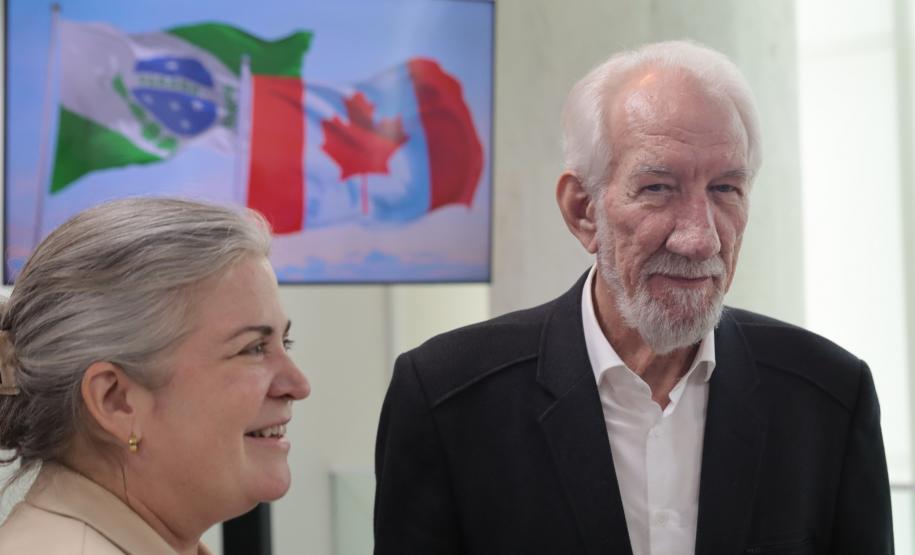 Darci Piana apresenta potenciais econômicos do Paraná à cônsul-geral do Canadá