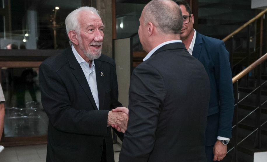 Troféu Gil Rocha será entregue ao campeão paranaense em transmissão da Paraná Turismo