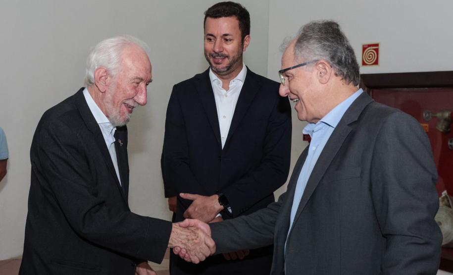 Troféu Gil Rocha será entregue ao campeão paranaense em transmissão da Paraná Turismo