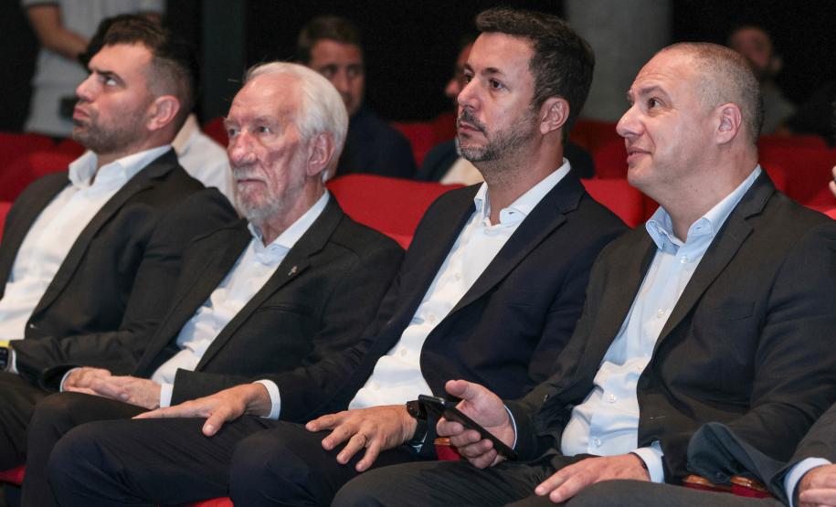 Troféu Gil Rocha será entregue ao campeão paranaense em transmissão da Paraná Turismo