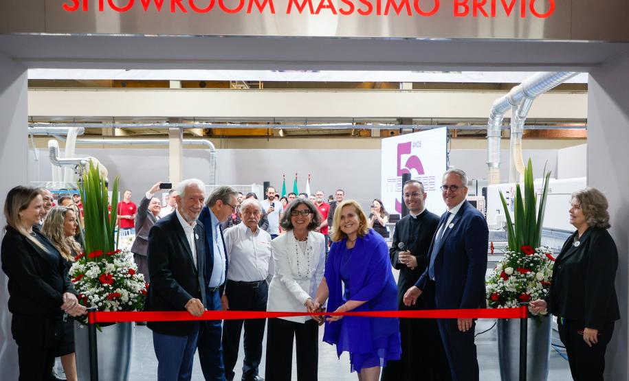 Piana participa do aniversário da Maclinea, que vai ampliar investimentos em Curitiba