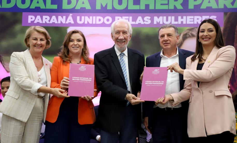 Governo do Estado institui Código de Defesa dos Direitos da Mulher Paranaense