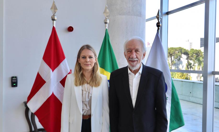 Piana apresenta potenciais do Paraná aos embaixadores da Dinamarca e Uruguai