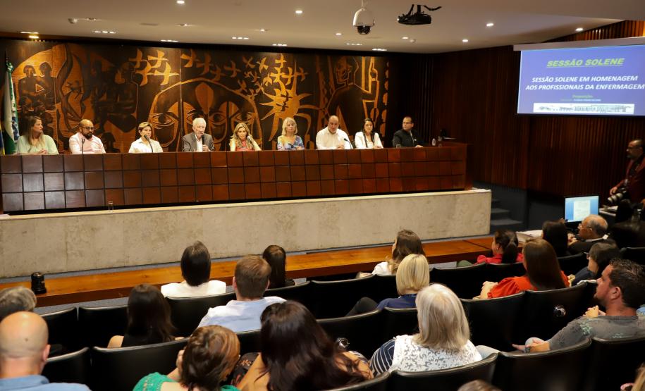 Em homenagem ao Dia da Enfermagem, Piana destaca importância da profissão