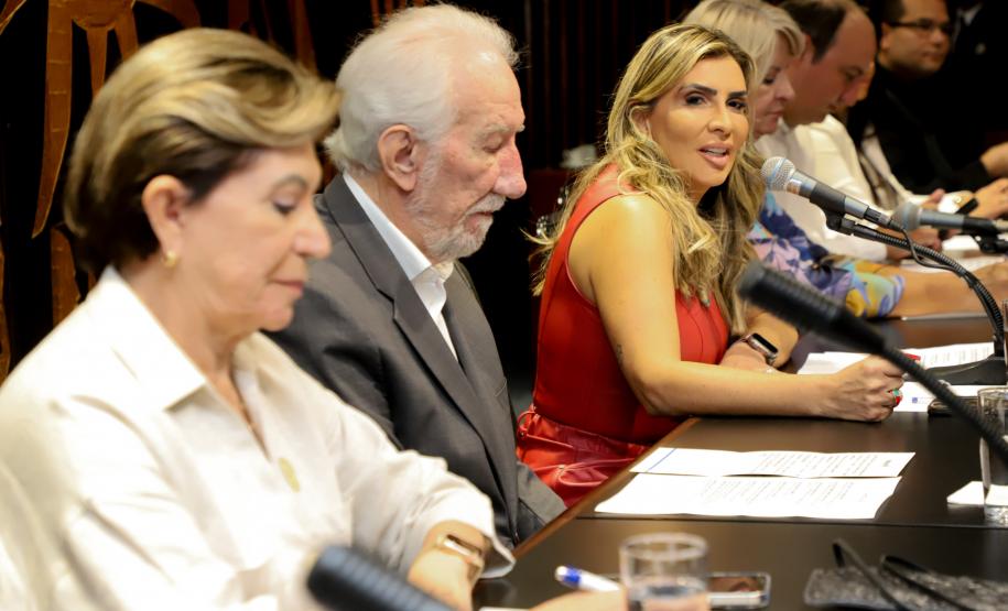 Em homenagem ao Dia da Enfermagem, Piana destaca importância da profissão