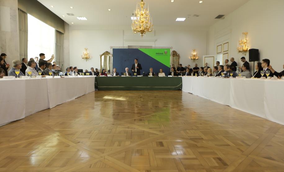 Ratinho Junior recebe lideranças da Marcha Para Jesus, que será no dia 18 de maio