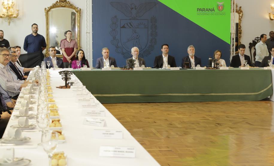 Ratinho Junior recebe lideranças da Marcha Para Jesus, que será no dia 18 de maio