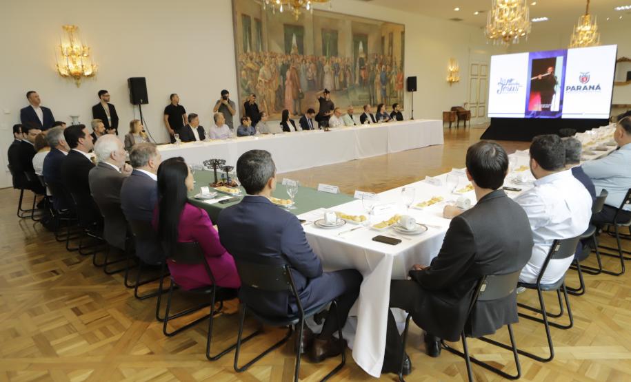 Ratinho Junior recebe lideranças da Marcha Para Jesus, que será no dia 18 de maio