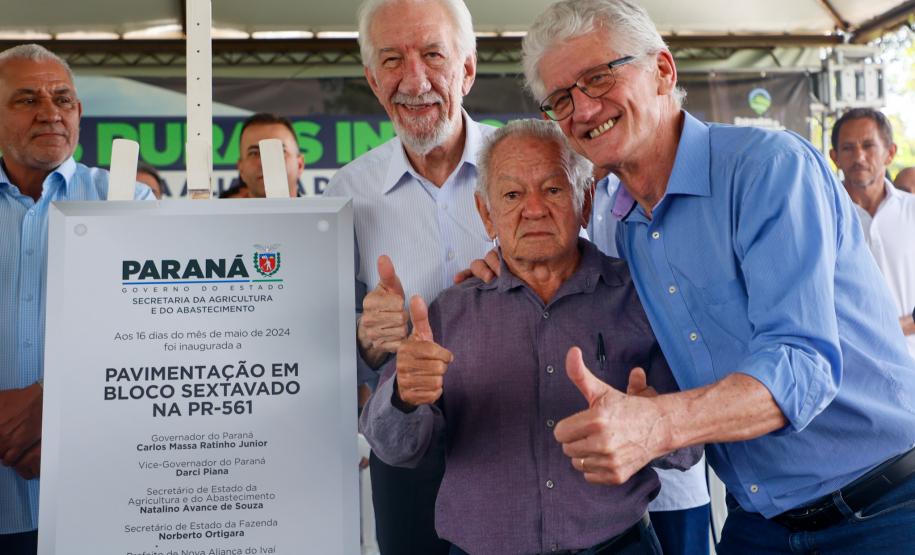 Estado inaugura pavimentação de estrada que liga Paraíso do Norte a Nova Aliança do Ivaí