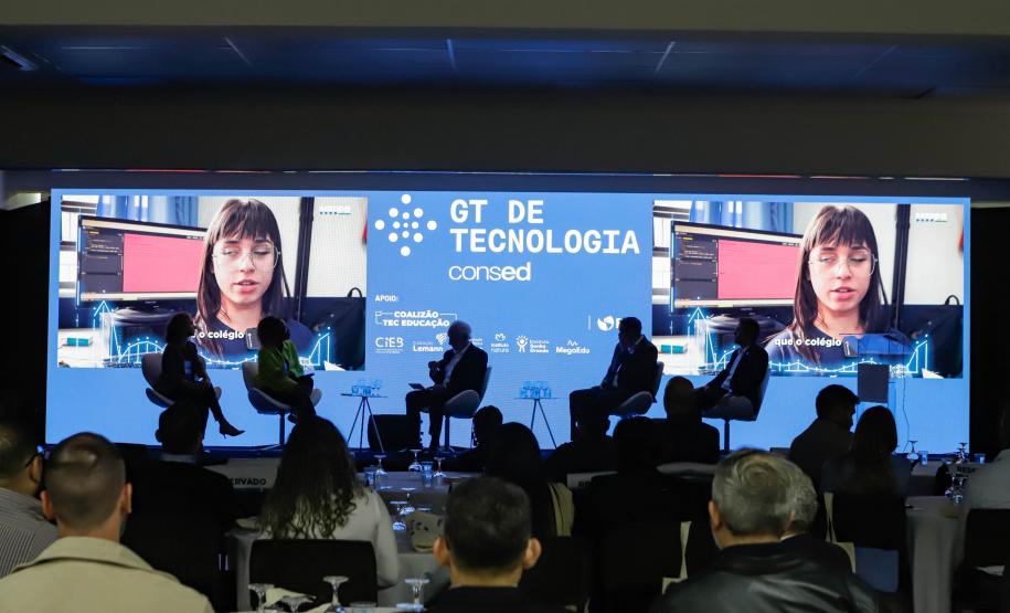 Piana destaca avanços do Paraná em evento que discute tecnologia no ensino público