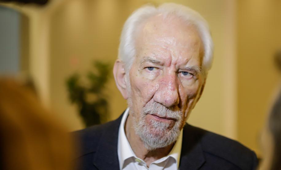 Piana destaca avanços do Paraná em evento que discute tecnologia no ensino público