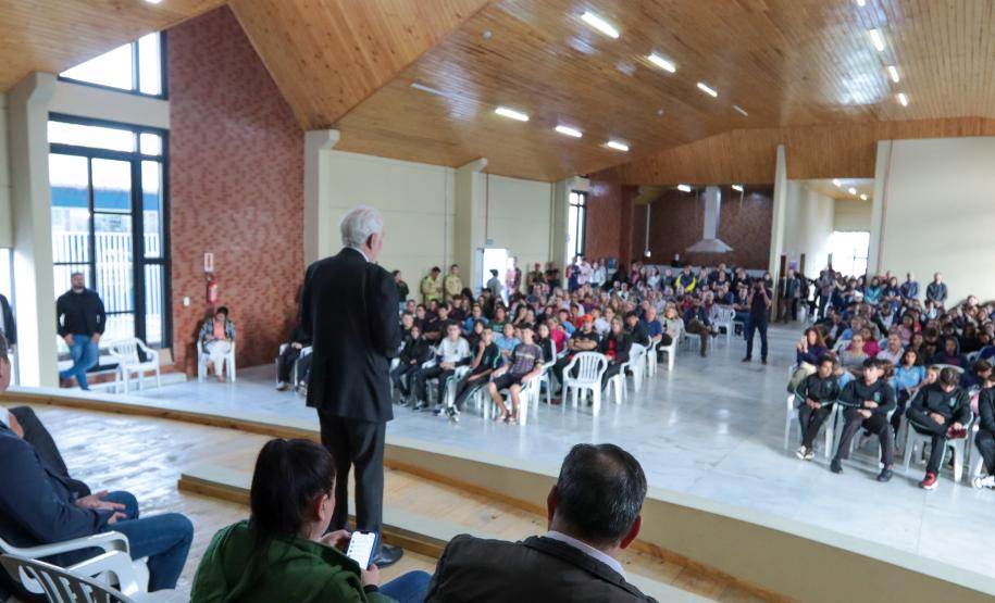 Darci Piana participa da feira de serviços Paraná em Ação, em São Mateus do Sul