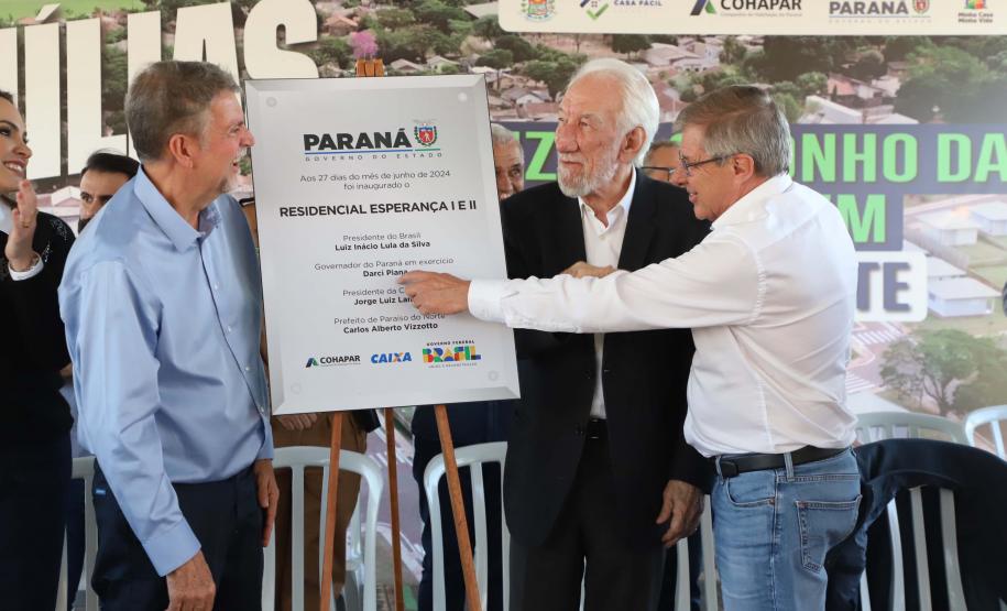 Com o Casa Fácil Paraná, 143 famílias de Paraíso do Norte conquistam moradia própria