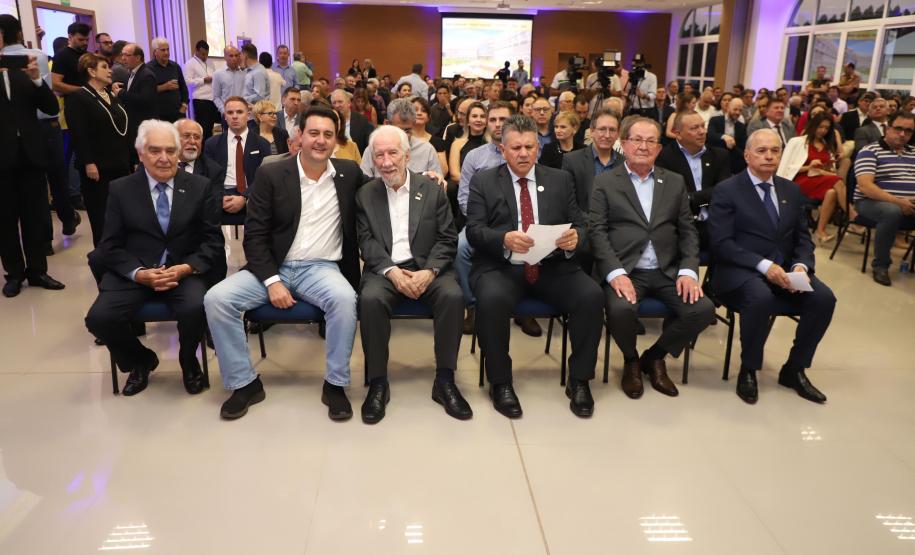 Em Cascavel, governador enaltece importância do turismo para o desenvolvimento regional