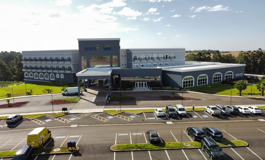 Em Cascavel, governador enaltece importância do turismo para o desenvolvimento regional