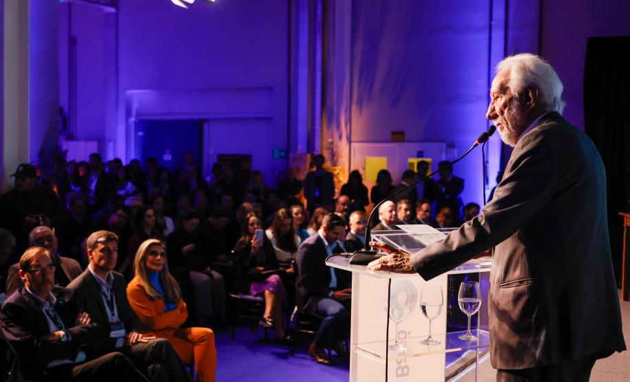 Empresa argentina investe R$ 100 milhões em indústria veterinária em Campo Largo