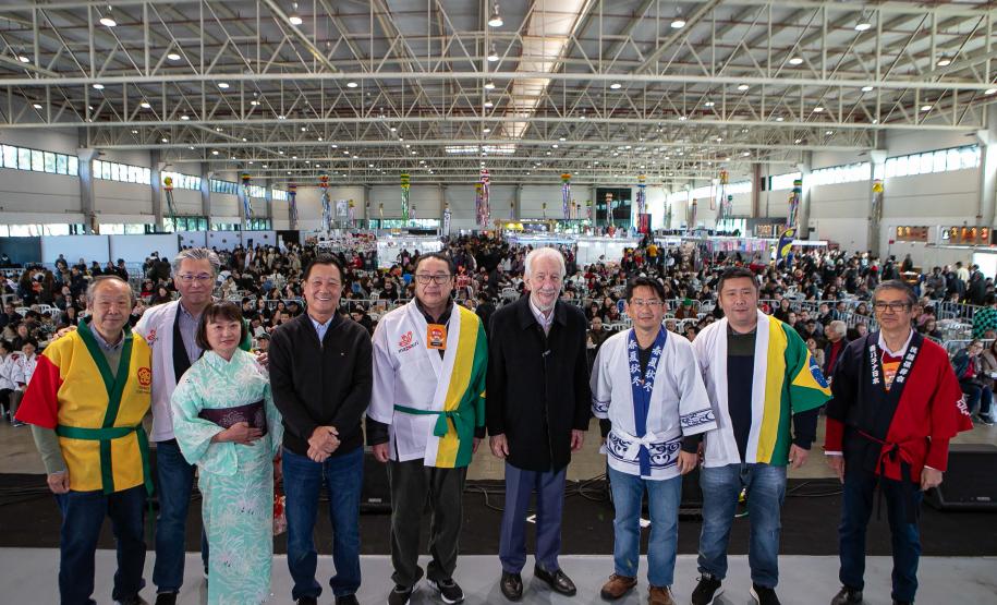 Darci Piana celebra cultura japonesa na festa de 116 anos da imigração