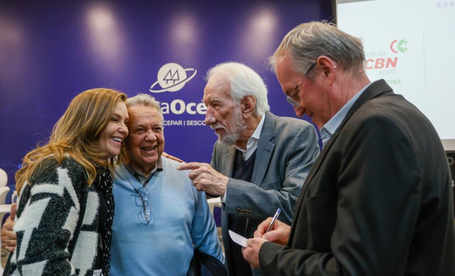 Piana destaca protagonismo do Paraná na produção de alimentos em evento da Ocepar