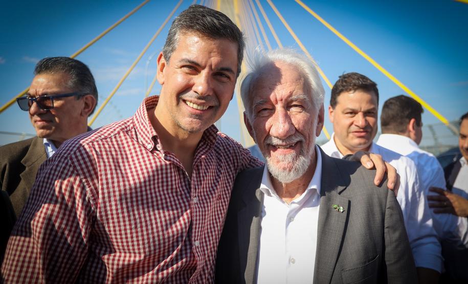 Darci Piana e presidente do Paraguai visitam Ponte da Integração, em Foz do Iguaçu