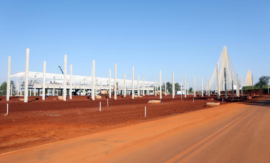 Darci Piana e presidente do Paraguai visitam Ponte da Integração, em Foz do Iguaçu
