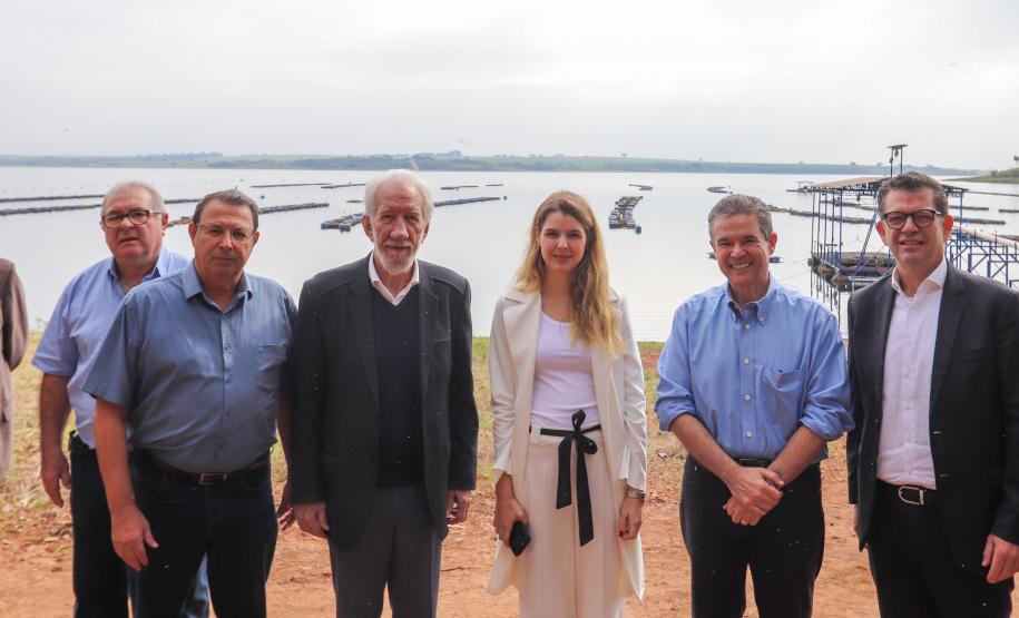 Piana recebe ministro da Pesca e apresenta produtores de tilápia do Norte do Paraná