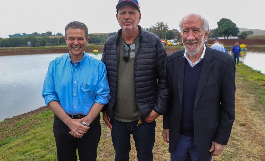 Piana recebe ministro da Pesca e apresenta produtores de tilápia do Norte do Paraná