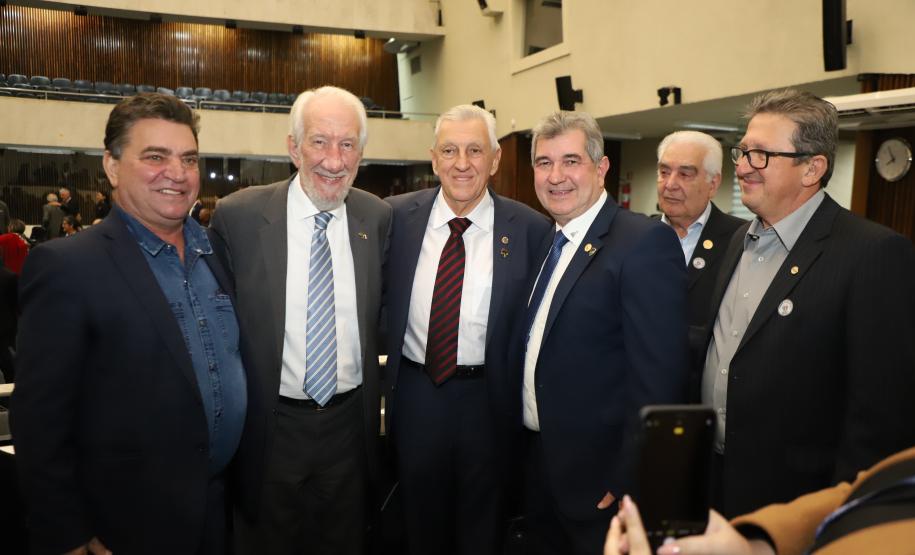 Piana participa da entrega do título de Cidadão Honorário do Paraná a Paulo Pennacchi