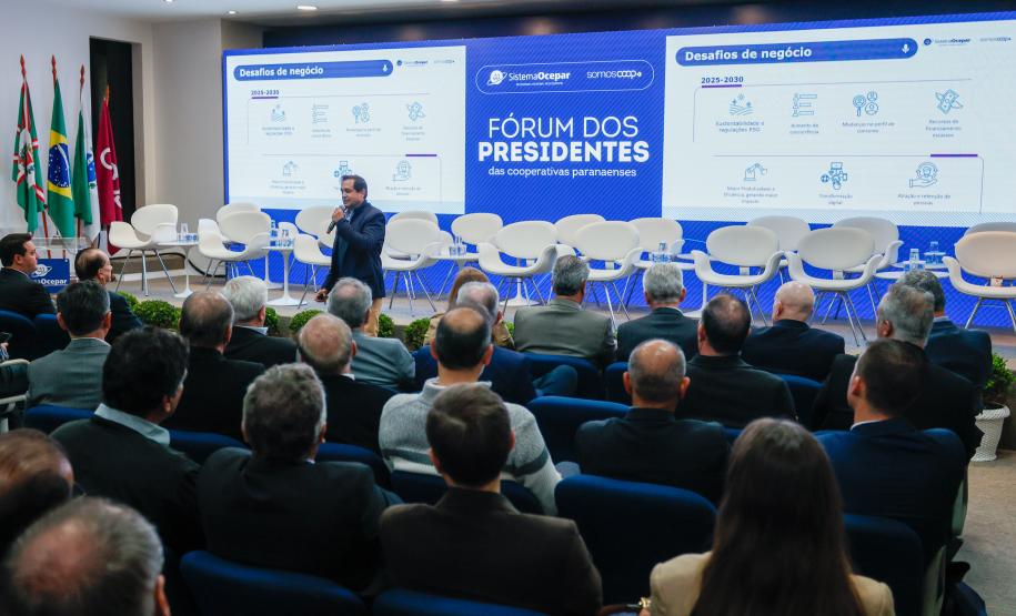 Estado e Ocepar assinam acordo ambiental; cooperativas vão faturar R$ 500 bilhões até 2030