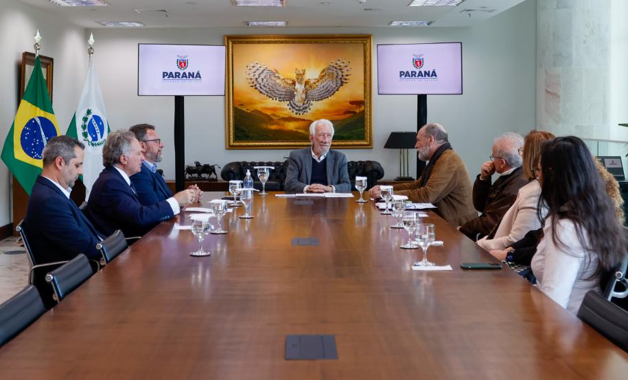 Sanepar e Pequeno Príncipe assinam parceria para pesquisa de efluentes hospitalares