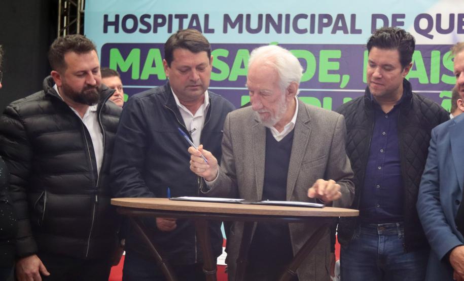 Governo inaugura obras e anuncia novos investimentos para Quedas do Iguaçu