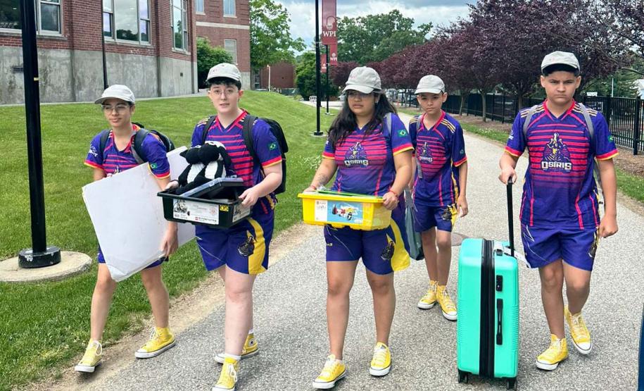 Piana parabeniza equipe paranaense de robótica premiada em torneio nos EUA