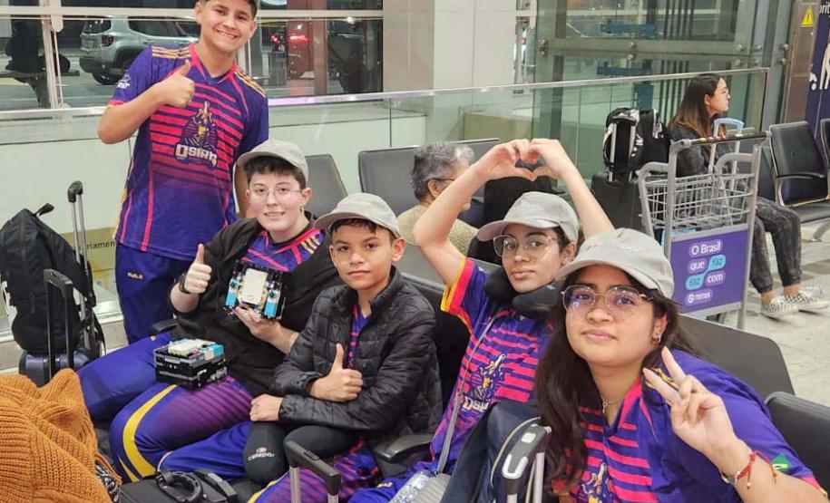 Piana parabeniza equipe paranaense de robótica premiada em torneio nos EUA