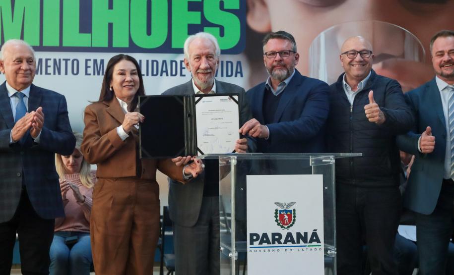 Sanepar investe R$ 680 milhões em obras de água e esgoto em dezenas de municípios