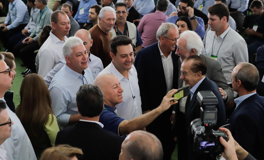 Coamo inaugura fábrica de ração e inicia investimento de R$ 1,7 bilhão para produzir etanol