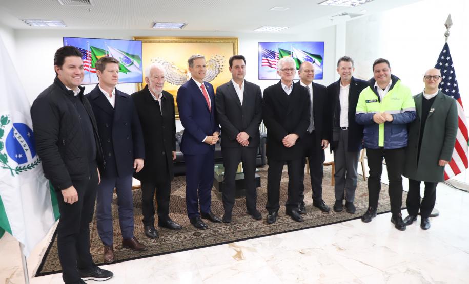 Governador Ratinho Junior apresenta potenciais do Paraná ao cônsul-geral dos EUA