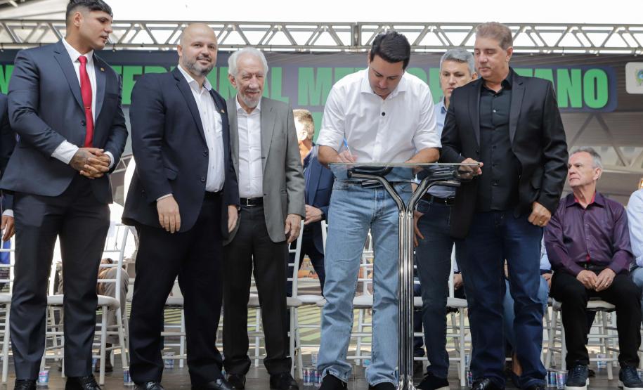 Governador autoriza início da pavimentação entre São José dos Pinhais e Mandirituba