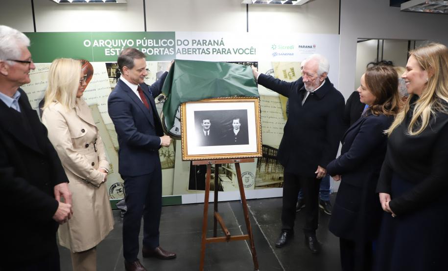 Raízes: jornada dos imigrantes é retratada em exposição no Arquivo Público do Paraná