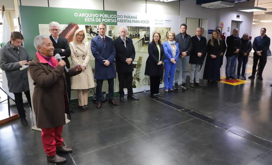 Raízes: jornada dos imigrantes é retratada em exposição no Arquivo Público do Paraná