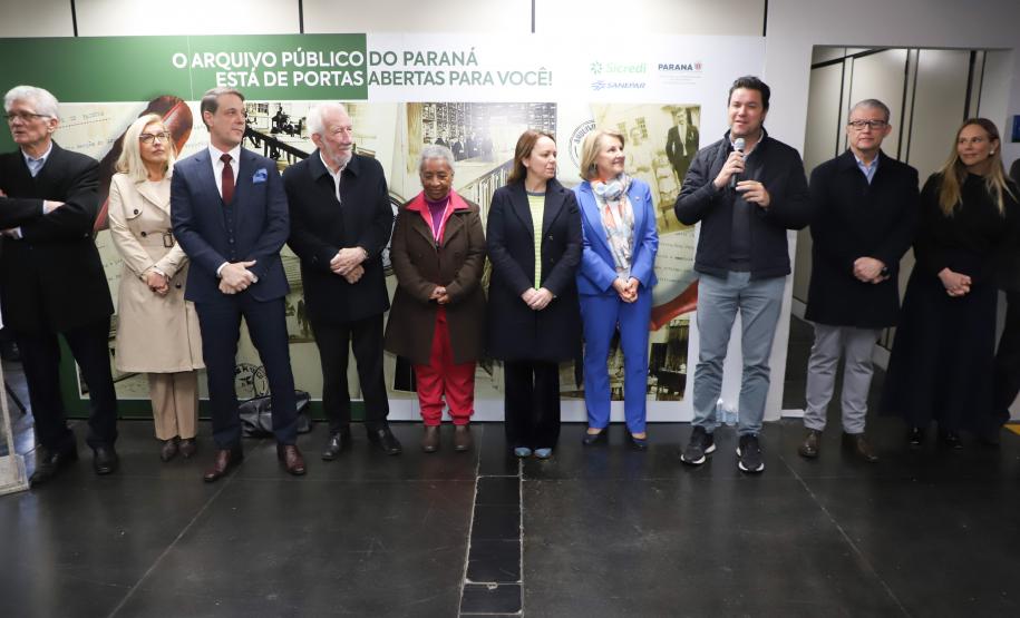 Raízes: jornada dos imigrantes é retratada em exposição no Arquivo Público do Paraná