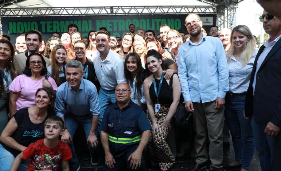 Ratinho Junior inaugura novo terminal metropolitano de São José dos Pinhais