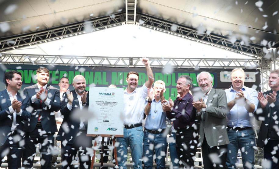Ratinho Junior inaugura novo terminal metropolitano de São José dos Pinhais