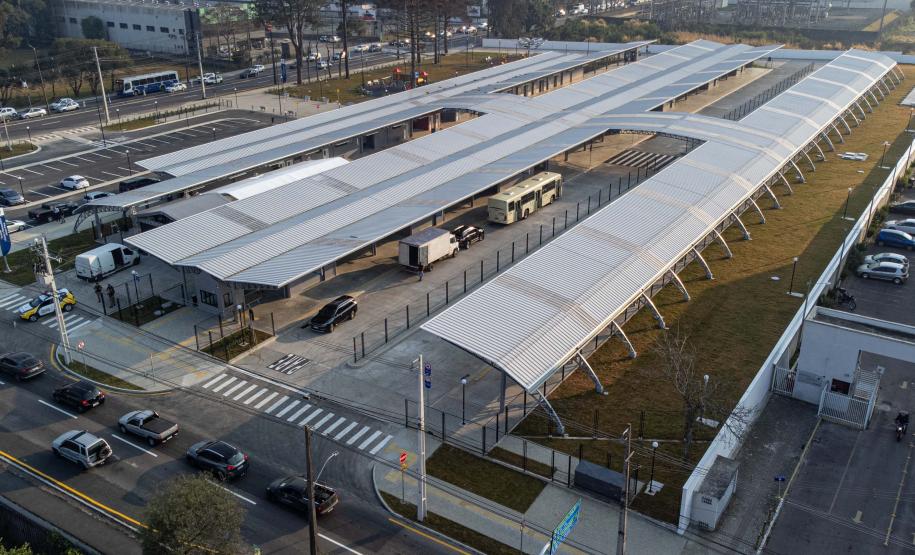 Ratinho Junior inaugura novo terminal metropolitano de São José dos Pinhais