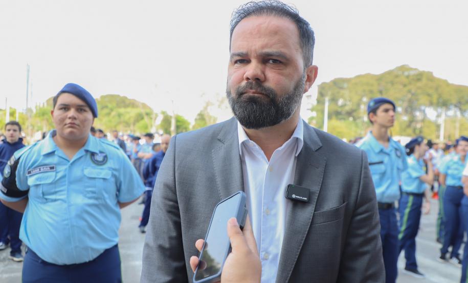 Governo do Estado e Exército abrem comemorações da Semana da Pátria em Curitiba