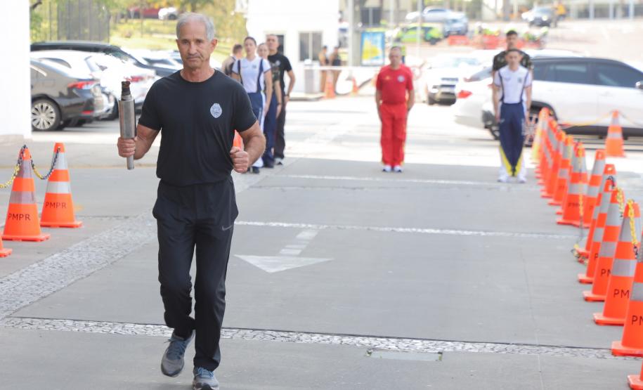 Governo do Estado e Exército abrem comemorações da Semana da Pátria em Curitiba