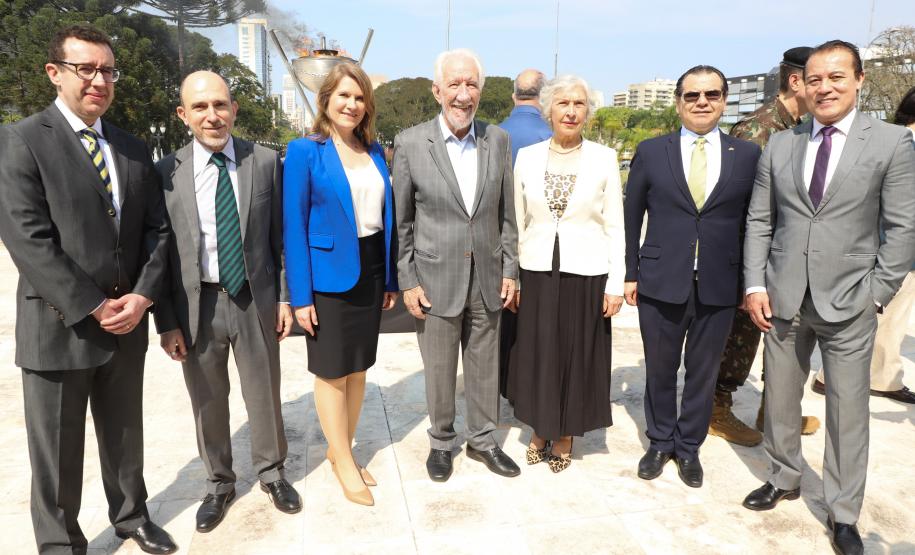 Governo do Estado e Exército abrem comemorações da Semana da Pátria em Curitiba