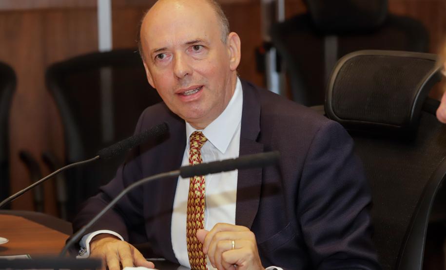 Piana destaca desenvolvimento sustentável do Paraná ao embaixador da Bélgica