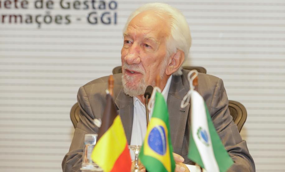 Piana destaca desenvolvimento sustentável do Paraná ao embaixador da Bélgica