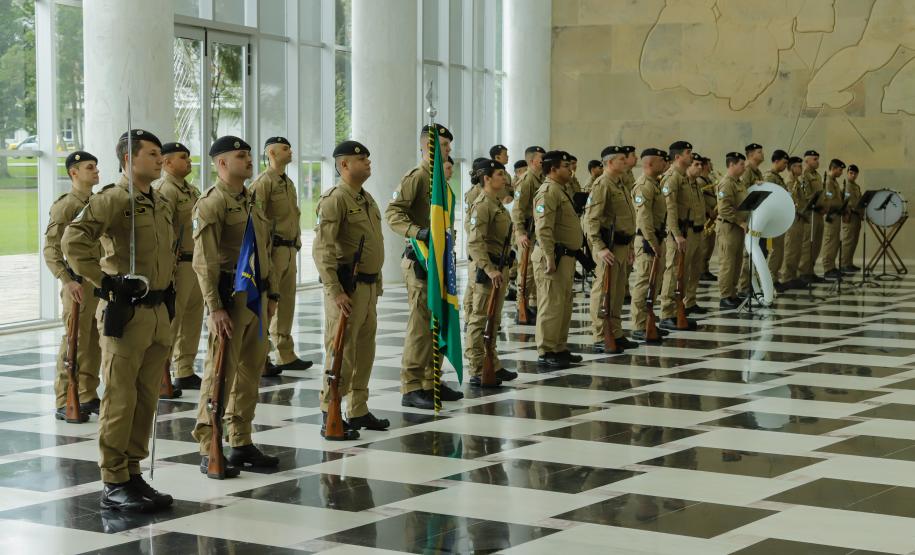 Piana destaca desenvolvimento sustentável do Paraná ao embaixador da Bélgica