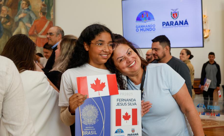 Na maior edição, Ganhando o Mundo enviará 1,2 mil alunos para intercâmbio em 2025